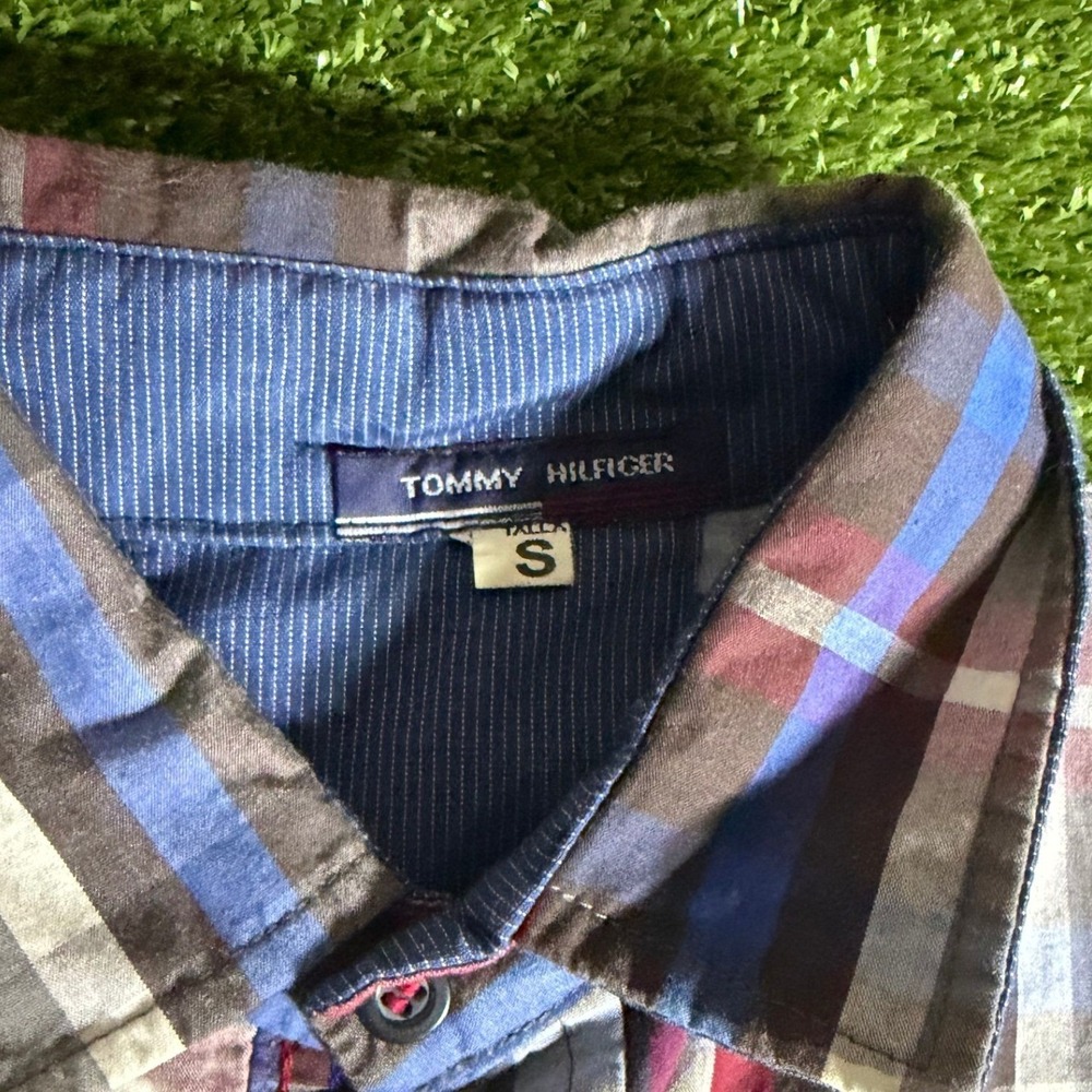 Tommy Hilfiger Mens Plaid Button Down Shirt Red Blue White Roll Tab Sleeve Small - Picture 6 of 8